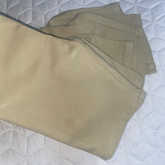 LOT OF 4 Girls School Uniform Shorts size 6X/ 7 SMALL/ MEDIUM - Picture 3 of 6